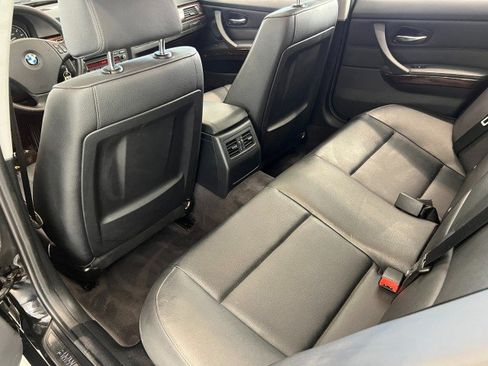 Used 2011 BMW 328i xDrive Sedan AWD/4WD image 29