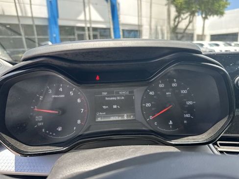 Used 2025 Chevrolet Trax LS w/ LS Convenience Package FWD image 26