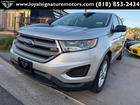 Used 2018 Ford Edge SE image 3