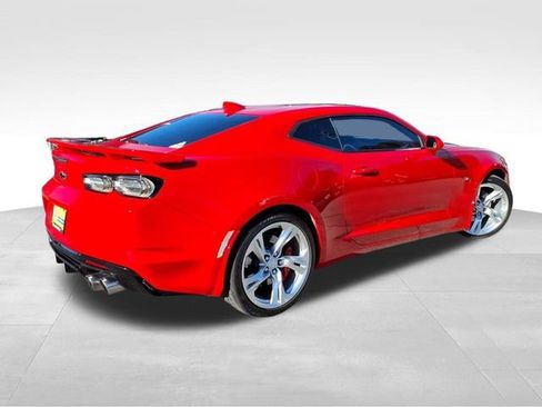 Used 2022 Chevrolet Camaro SS image 10
