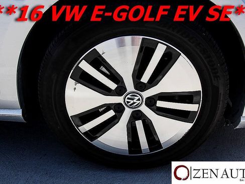 Used 2016 Volkswagen e-Golf SE FWD image 46