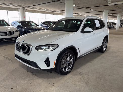 Used 2023 BMW X3 xDrive30i AWD/4WD image 4