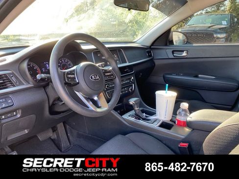 Used 2020 Kia Optima LX FWD image 13