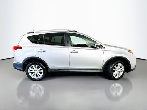 Used 2014 Toyota RAV4 Limited w/ Technology Package FWD image 8