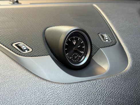 Used 2018 Maserati Levante 3.0L image 28