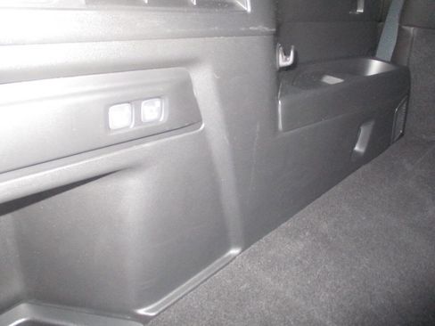 Used 2025 MAZDA CX-70 3.3 Turbo w/ Preferred Package image 12