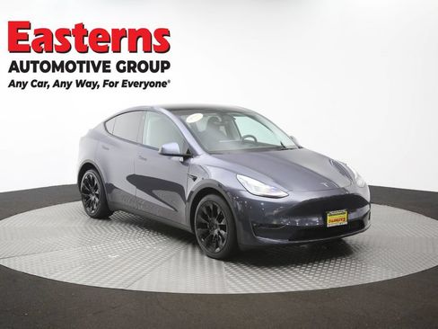 Used 2022 Tesla Model Y Long Range AWD/4WD image 44