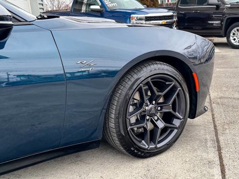 Used 2024 Dodge Charger R/T w/ Plus Group image 11