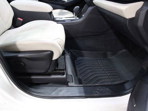 Used 2023 Subaru Ascent Limited w/ Technology Package image 26