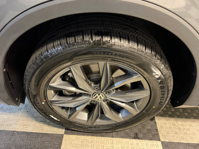 Certified 2023 Volkswagen Tiguan SE FWD image 9
