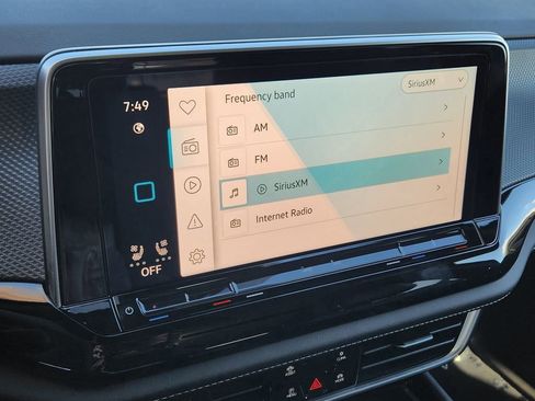 New 2026 Volkswagen Atlas Cross Sport SEL R-Line image 7