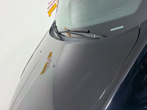 Used 2016 Chrysler 300 S w/ Light Group RWD image 11
