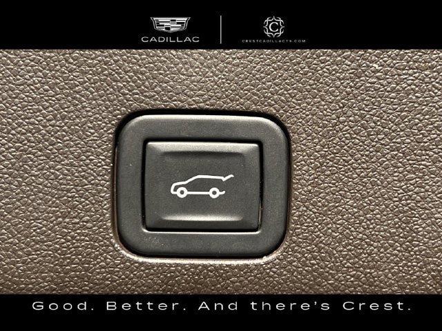 Used 2023 Cadillac Escalade Premium Luxury RWD image 30