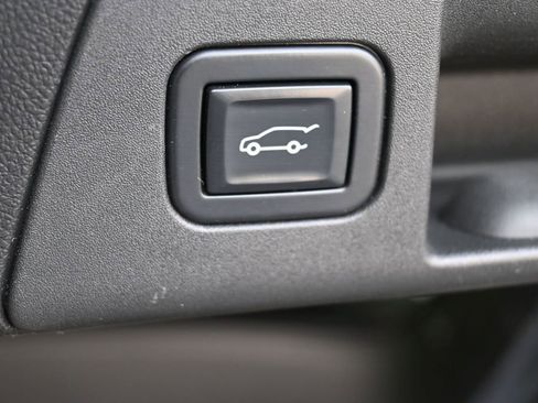Used 2021 Buick Envision Essence w/ Sport Touring Package AWD/4WD image 20