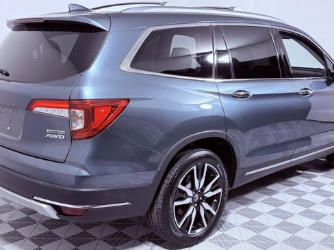 Used 2019 Honda Pilot Touring image 2