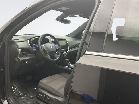 Used 2022 Chevrolet Traverse LT AWD/4WD image 10