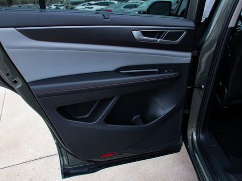 New 2026 Volkswagen Atlas Peak Edition image 25