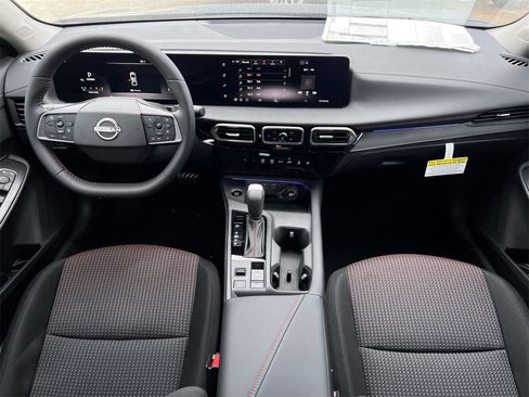 New 2026 Nissan Sentra SR image 9