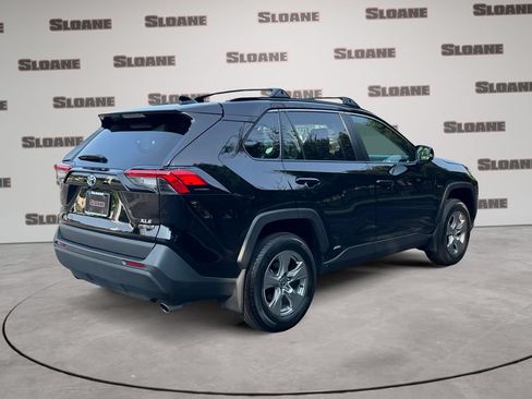 Used 2024 Toyota RAV4 XLE w/ Convenience Package AWD/4WD image 5