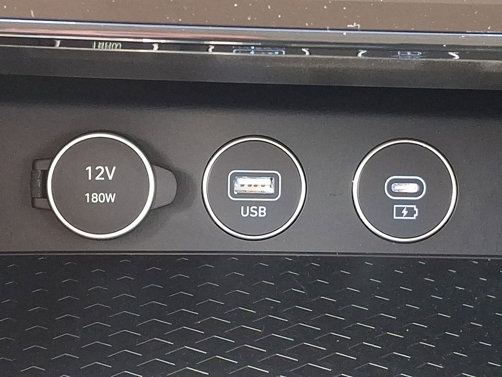 Used 2026 Genesis G70 2.5T AWD/4WD image 25