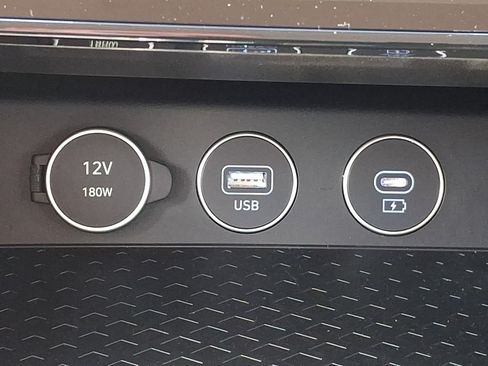 Certified 2026 Genesis G70 2.5T AWD/4WD image 25