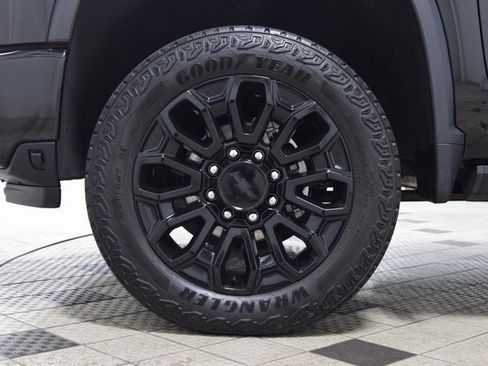 Used 2024 Chevrolet Silverado 2500 High Country w/ High Country Premium Package image 30