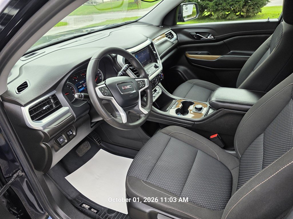 Used 2021 GMC Acadia SLE w/ Elevation Edition AWD/4WD image 11