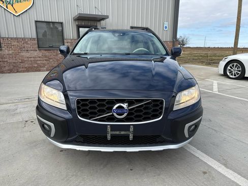 Used 2014 Volvo XC70 3.2 image 4
