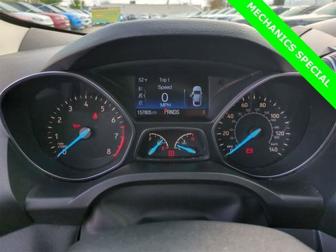 Used 2019 Ford Escape SE image 32