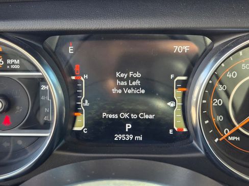 Used 2021 Jeep Gladiator Overland w/ Popular Equipment Package image 19