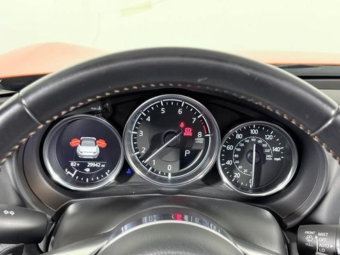 Used 2019 MAZDA MX-5 Miata 30th Anniversary RWD image 19