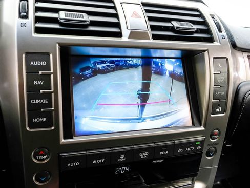 Used 2017 Lexus GX 460 image 21