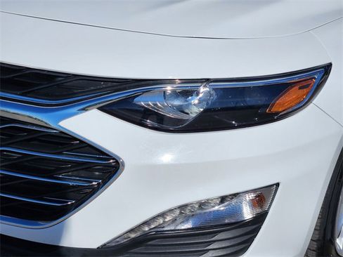 Certified 2024 Chevrolet Malibu LT image 9