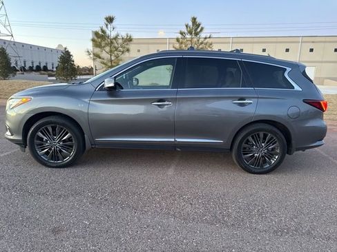 Used 2019 INFINITI QX60 Luxe w/ Limited Package image 9