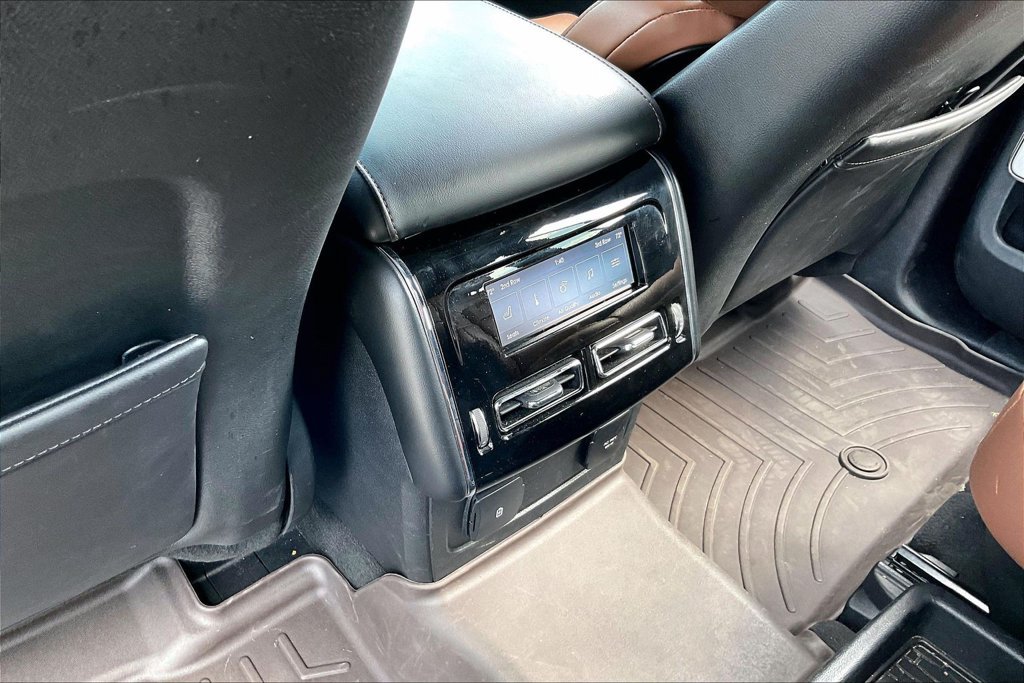 Used 2023 Lincoln Aviator Reserve w/ Equipment Group 201A AWD/4WD image 10