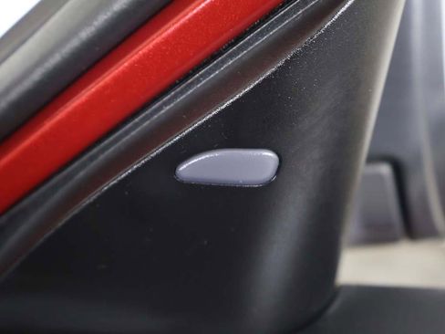 Used 2018 Nissan Rogue SV w/ Sun & Sound Touring Package image 39