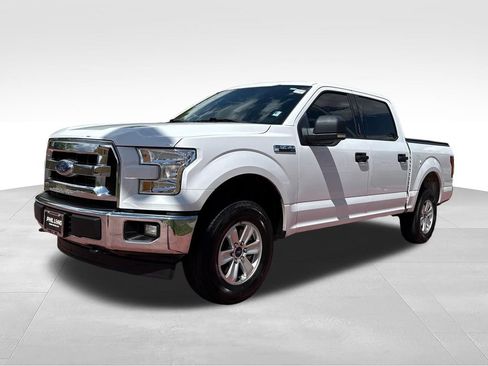 Used 2017 Ford F150 XLT w/ Equipment Group 301A Mid AWD/4WD image 4