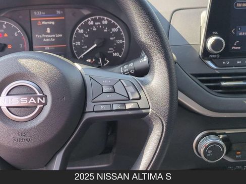 Certified 2025 Nissan Altima 2.5 S FWD image 18