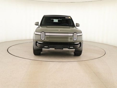 Used 2022 Rivian R1S Launch Edition image 11