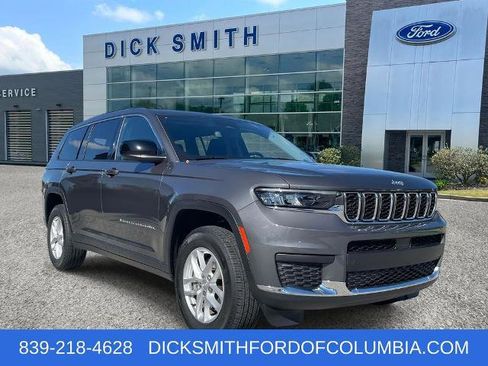 Used 2024 Jeep Grand Cherokee L Laredo image 1