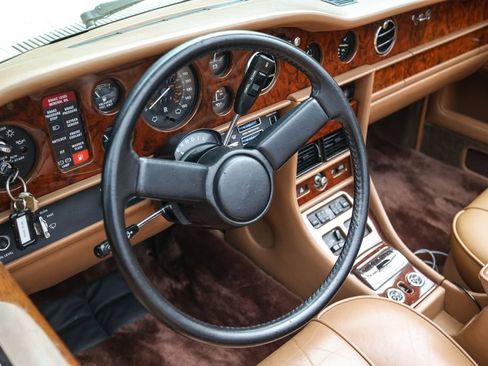 Used 1989 Rolls-Royce Corniche II RWD image 22