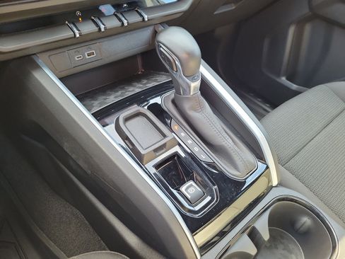 Used 2023 Chevrolet Colorado LT w/ LT Convenience Package RWD image 29