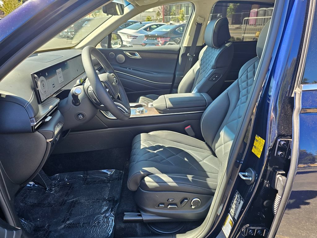 Certified 2025 Genesis GV80 3.5T Prestige AWD/4WD image 21
