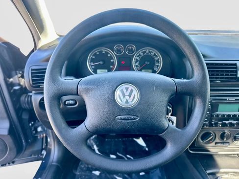 Used 2003 Volkswagen Passat GL FWD image 15
