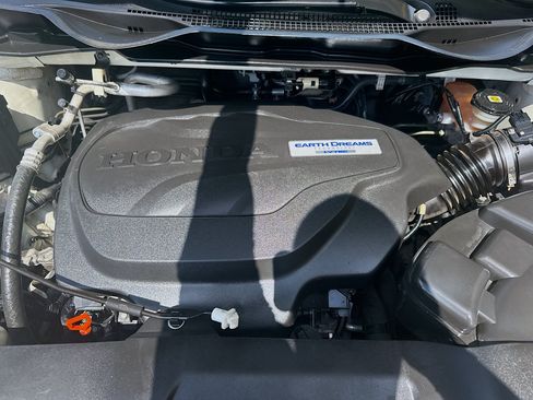 Certified 2018 Honda Odyssey EX image 33