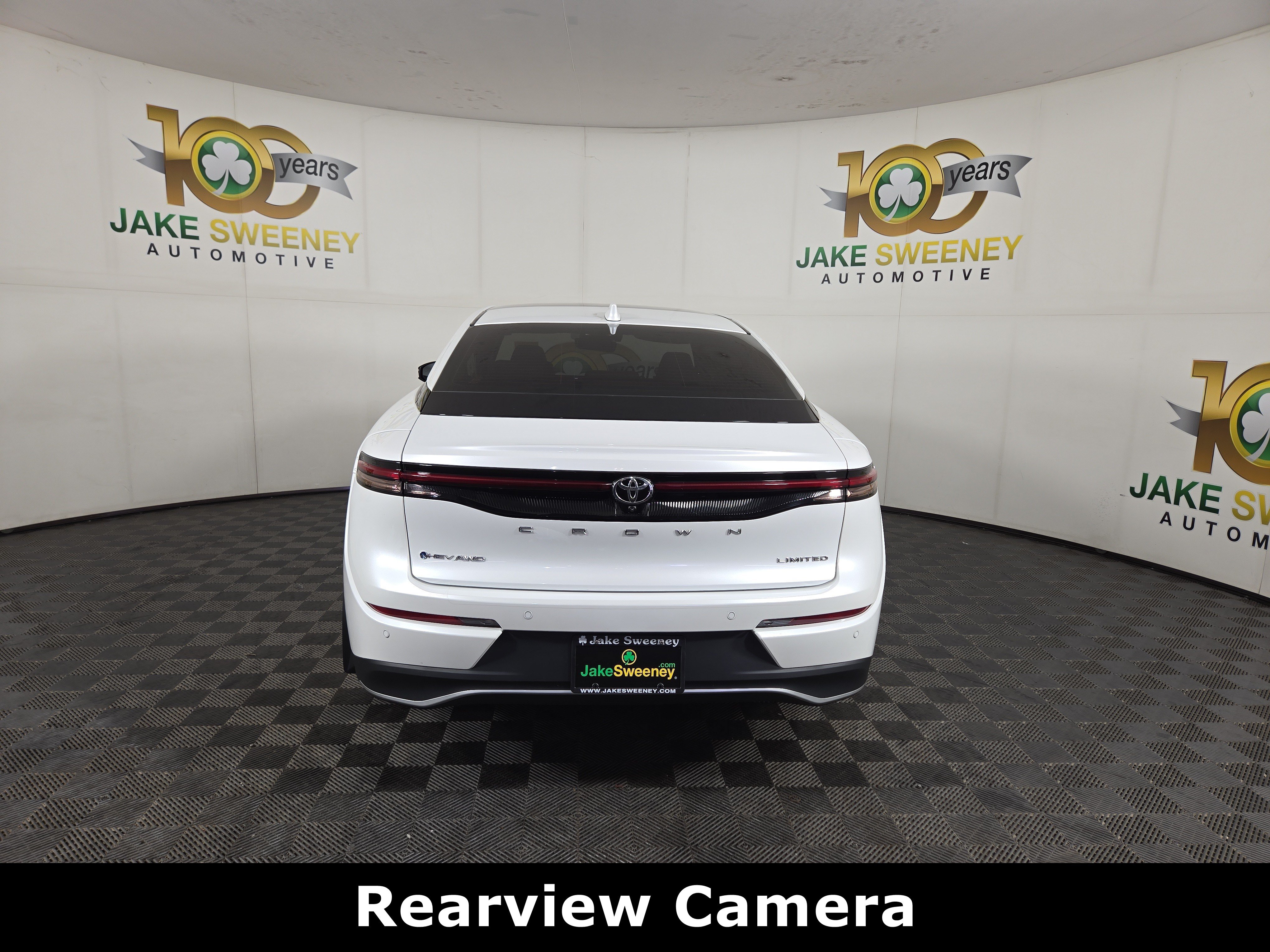 Used 2024 Toyota Crown AWD/4WD image 9