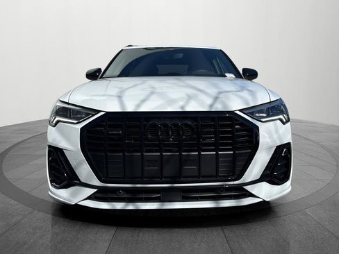 Used 2025 Audi Q3 2.0T Premium Plus w/ Premium Plus Package AWD/4WD image 2