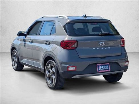 Used 2021 Hyundai Venue SEL w/ Cargo Package FWD image 8