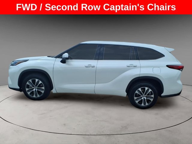 Used 2022 Toyota Highlander XLE FWD image 8