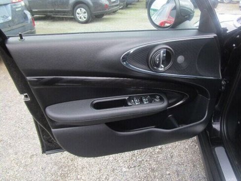 Used 2016 MINI Cooper Clubman image 18